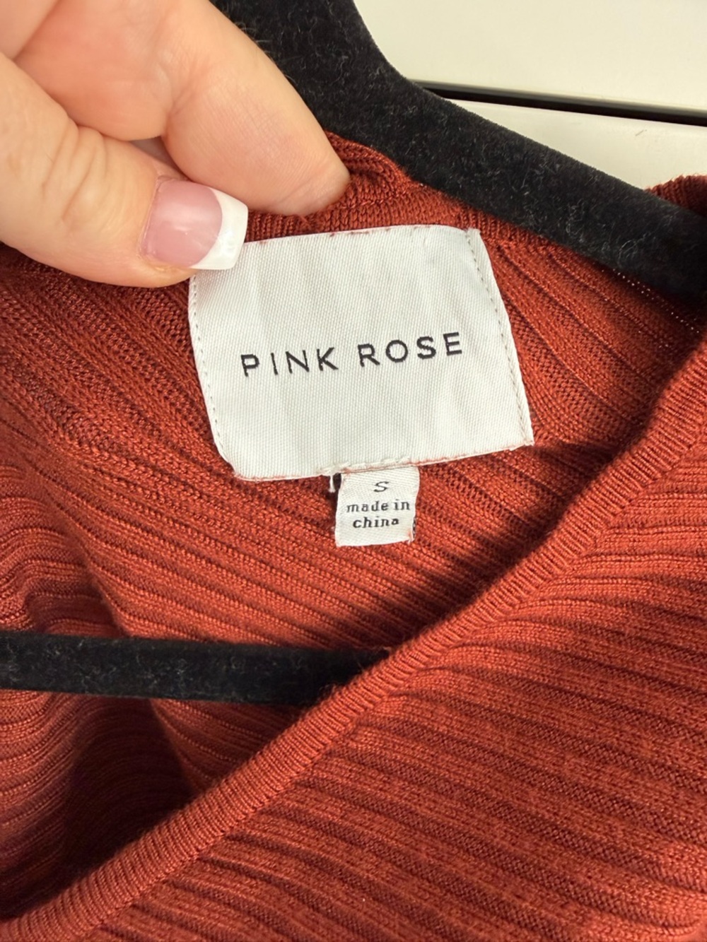 Pink Rose Ribbed V-Neck Sweater in Rust - Picture 2 of 3